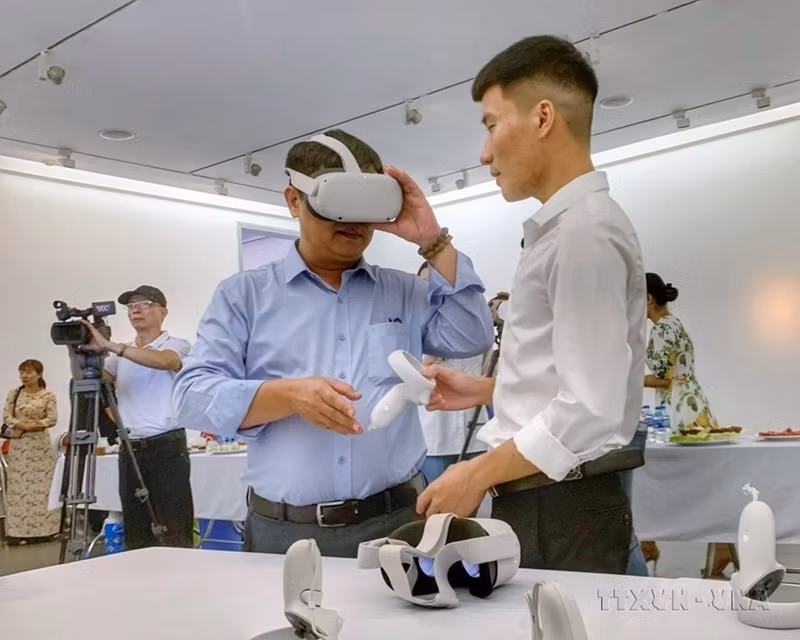 El Museo de Bellas Artes de Vietnam organiza el "Espacio de exposición de arte en línea". (Foto: VNA)