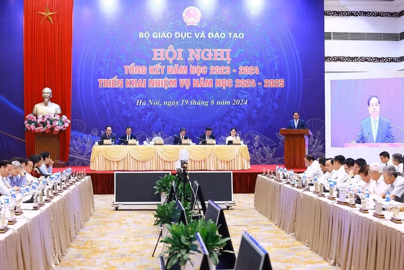 El primer ministro de Vietnam, Pham Minh Chinh, habla en el evento. (Foto: VNA)