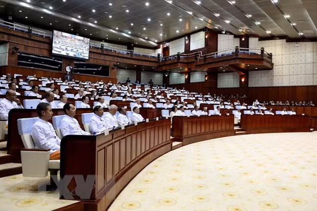 Panorama de la primera sesión de la Asamblea Nacional de la VII legislatura de Camboya en Phnom Penh, 21 de agosto. (Foto: AFP/VNA)
