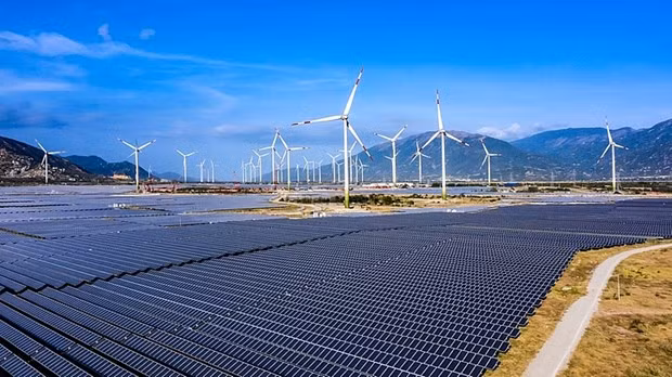 Vietnam se esfuerza por cumplir el compromiso asumido en la COP26 de lograr emisiones netas cero para 2050. (Foto: VNA)