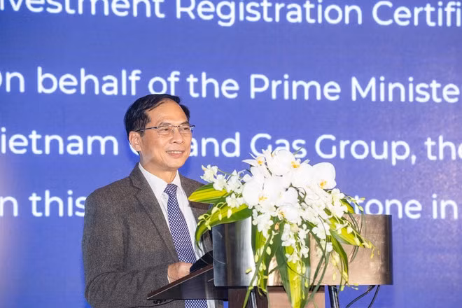 El viceprimer ministro y canciller de Vietnam, Bui Thanh Son, interviene en la cita. (Foto: VNA)