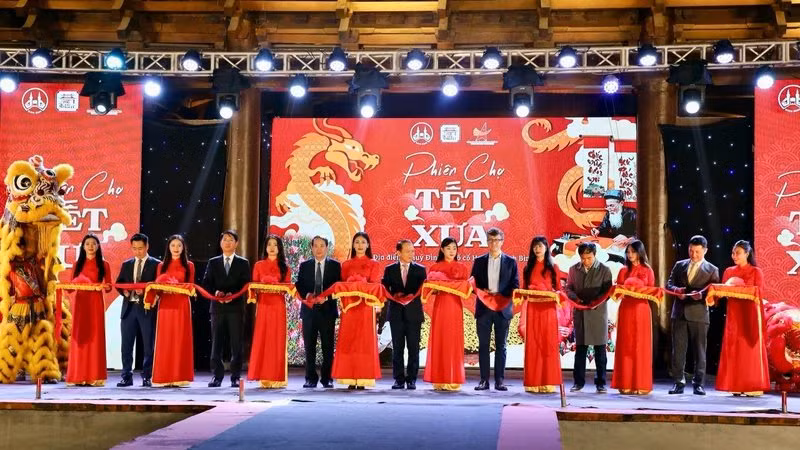 En la inauguración del evento.
