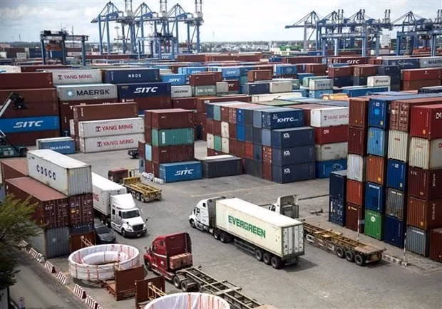 El puerto Tan Cang Cat Lai en Ciudad Ho Chi Minh. (Foto: VNA)