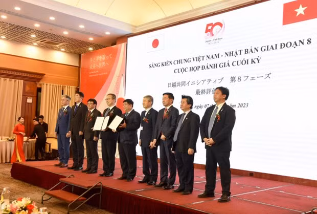 Vietnam aspira al acompañamiento de las empresas japonesas en su proceso del desarrollo. (Foto: VNA)