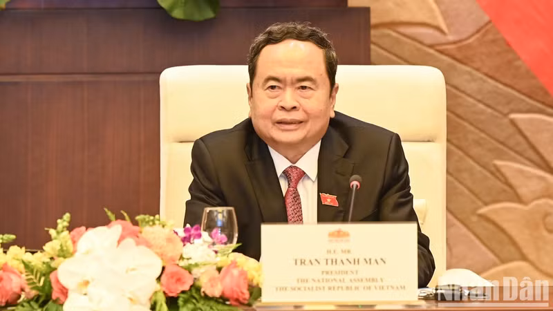 El presidente de la ANV, Tran Thanh Man, habla en el encuentro.