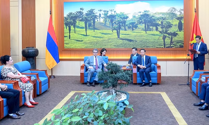 Escena del evento (Foto: baoxaydung.com.vn)