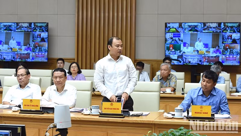 El subjefe de la Comisión de Comunicación y Educación del Partido, Le Hai Binh, en el evento.