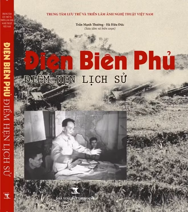El libro de fotografía “Dien Bien Phu - Diem hen lich su” (Foto: VNA) El libro de fotografía “Dien Bien Phu - Diem hen lich su” (Foto: VNA)