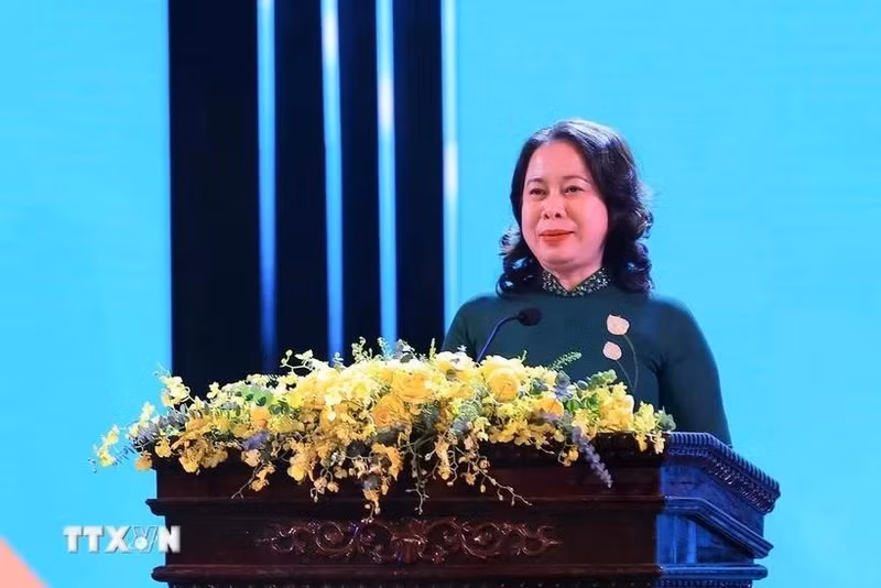 La vicepresidenta Vo Thi Anh Xuan habla en el evento. (Foto: VNA)