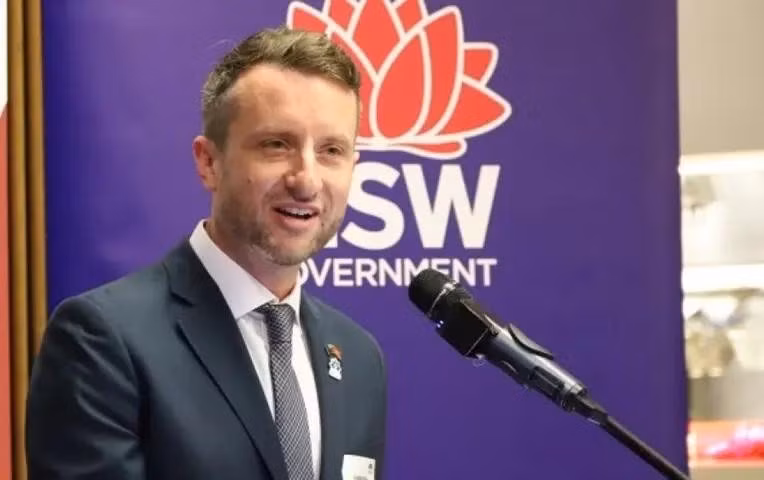 Layton Pike, miembro del consejo asesor del Instituto de Política Australia-Vietnam (Foto: VNA)