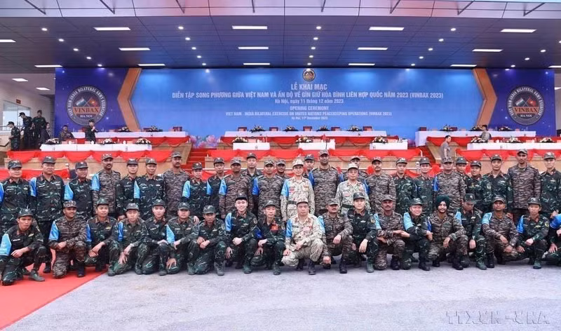 En la inauguración de un ejercicio bilateral entre Vietnam y la India sobre el Mantenimiento de la Paz de las Naciones Unidas en 2023.