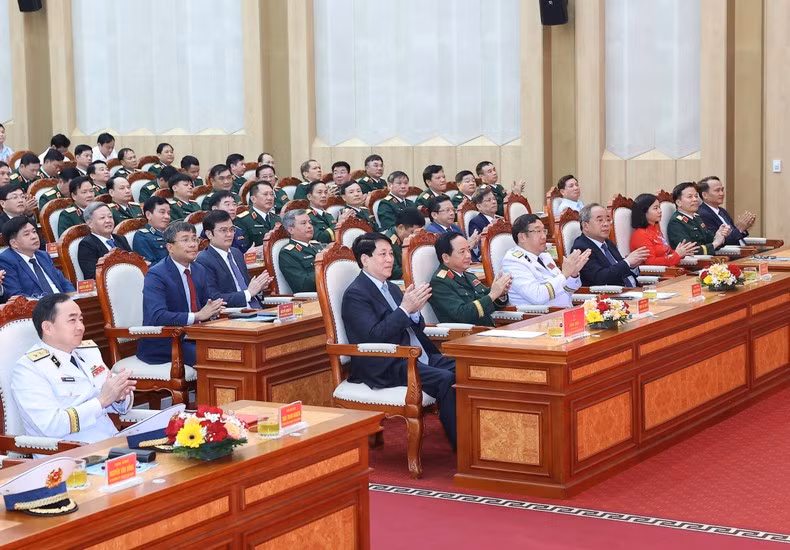 El presidente vietnamita, Luong Cuong y los delegados en la ceremonia. El presidente vietnamita, Luong Cuong y los delegados en la ceremonia.