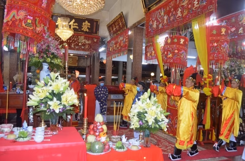 El Festival Ba Chua Xu (Santa Madre del Reino) en el monte Sam de Vietnam