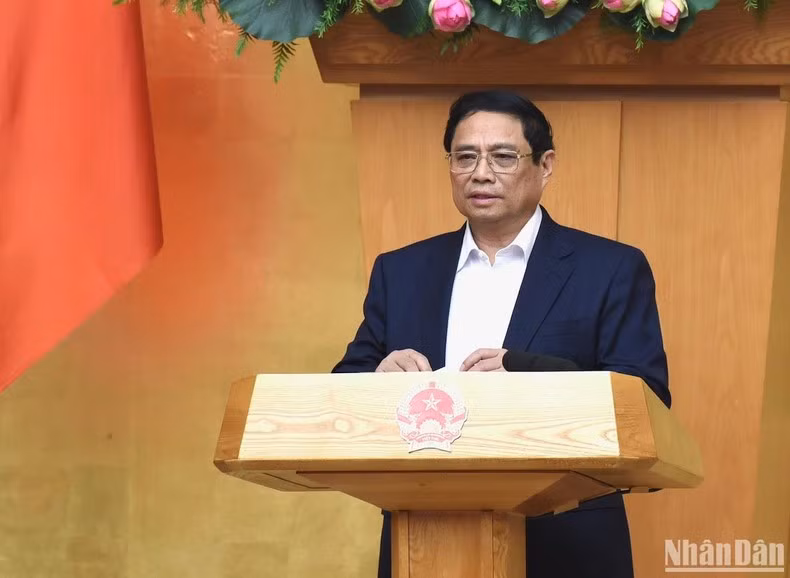 El primer ministro Pham Minh Chinh interviene en la reunión (Foto: Nhan Dan)
