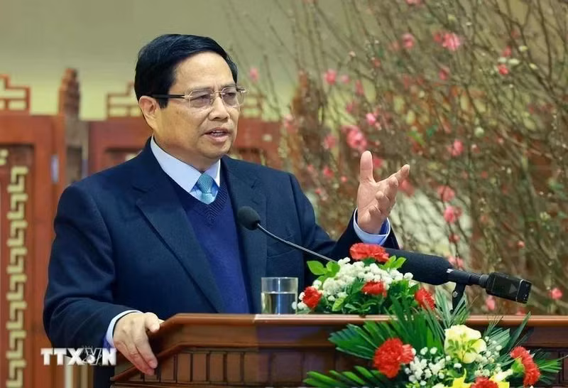 El primer ministro de Vietnam, Pham Minh Chinh, envió sus felicitaciones de año nuevo 2025 al sector bancario. (Foto: VNA)