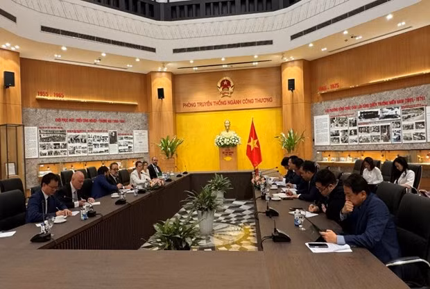 El panorama de la reunión. (Foto: https://moit.gov.vn/)