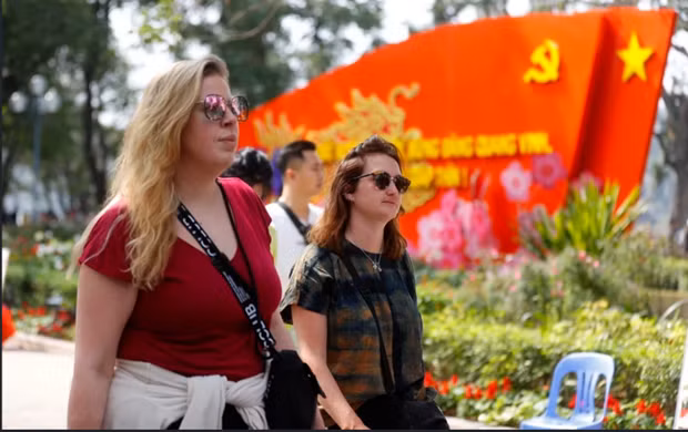 Turistas extranjeros en Hanói (Foto:VNA)