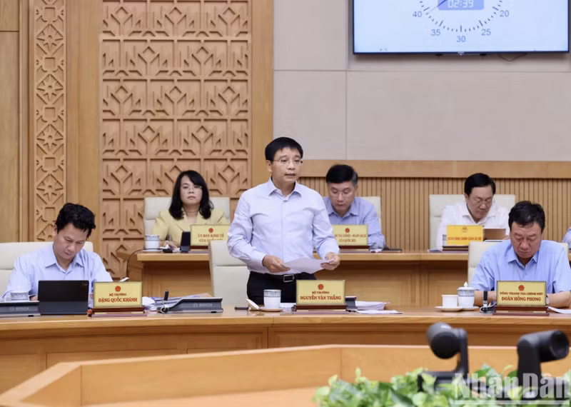 El ministro vietnamita del Transporte, Nguyen Van Thang.