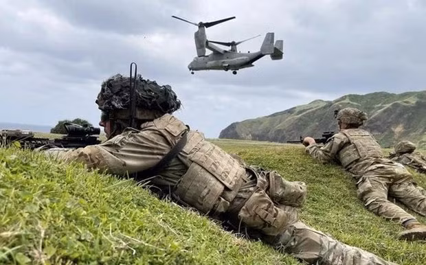 En los ejercicios militares conjuntos anuales a gran escala Balikatan en 2023 (Foto:AFP)