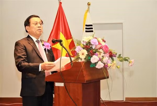El viceministro vietnamita de Trabajo, Inválidos y Asuntos Sociales, Nguyen Ba Hoan en el evento (Foto: VNA) El viceministro vietnamita de Trabajo, Inválidos y Asuntos Sociales, Nguyen Ba Hoan en el evento (Foto: VNA)