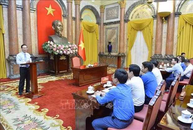 El presidente de Vietnam, Vo Van Thuong, interviene en la cita (Foto: VNA) El presidente de Vietnam, Vo Van Thuong, interviene en la cita (Foto: VNA)