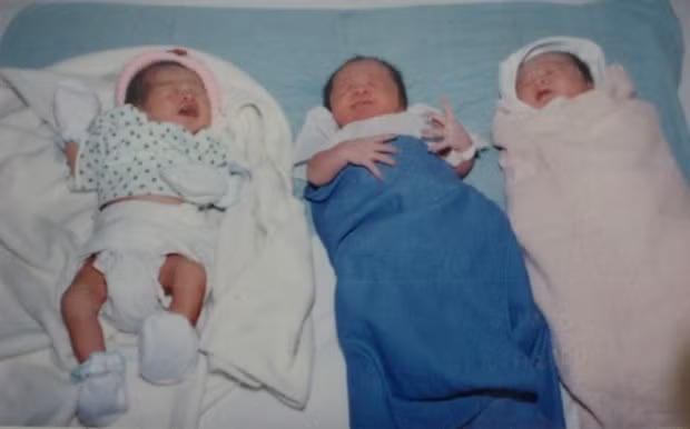Tres bebés nacidos por la fecundación in vitro. (Fotografía: VNA)
