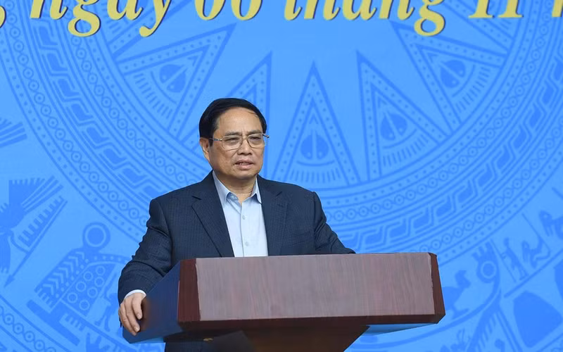 El primer ministro de Vietnam, Pham Minh Chinh, habla en la reunión. (Fotografía: Nhan Dan)