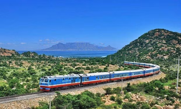Vietnam se esfuerza por construir 16 nuevas líneas ferroviarias para 2030. (Fotografía: VNA)