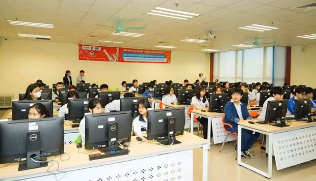 Participantes en el concurso. (Fotografía: doanthanhnien.vn)