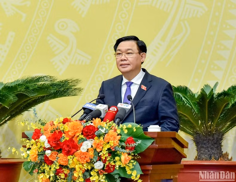 El presidente de la Asamblea Nacional de Vietnam, Vuong Dinh Hue, interviene en la cita. (Fotografía: Nhan Dan)