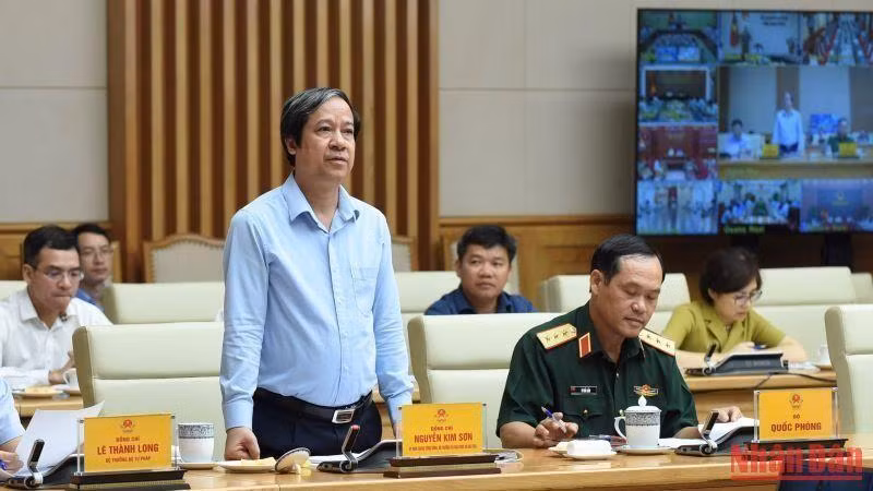 El ministro de Educación y Formación, Nguyen Kim Son.