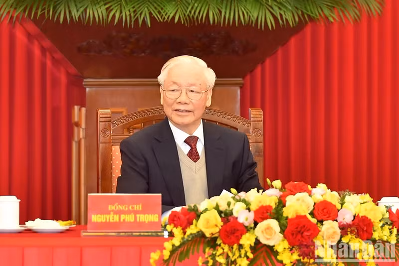 El secretario general del PCV, Nguyen Phu Trong, preside el encuentro. (Fotografía: Nhan Dan)