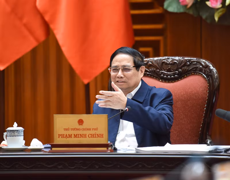 El primer ministro de Vietnam, Pham Minh Chinh, interviene en la sesión. (Fotografía: Nhan Dan)