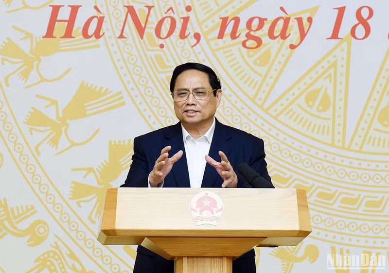 El primer ministro Pham Minh Chinh da sus palabras.