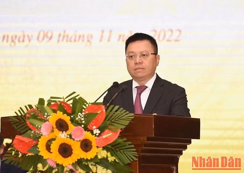 El compañero Le Quoc Minh pronuncia un discurso. (Fotografía: Nhan Dan)