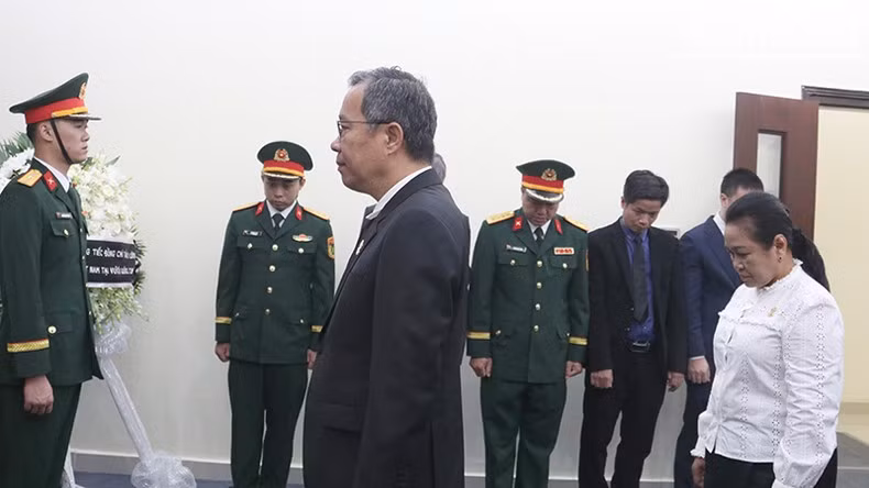 El vicepresidente del Senado de Camboya Thun Vathana expresa su pesar por la defunción del expresidente Tran Duc Luong, cuyas numerosas contribuciones a las relaciones entre Vietnam y Camboya han ayudado a consolidar y ampliar la cooperación y la amistad entre los dos Gobiernos y pueblos.