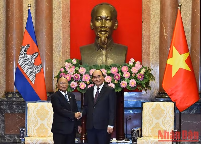 Presidente de Vietnam recibe a titular de Asamblea Nacional de Camboya ảnh 2