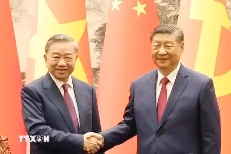 El secretario general del Partido Comunista de Vietnam y presidente del país, To Lam, y su homólogo chino, Xi Jinping. (Fotografía: VNA)