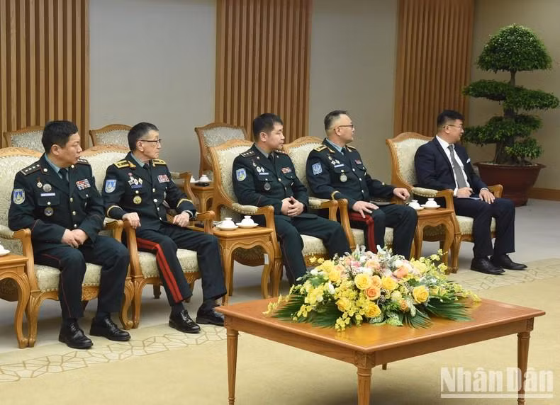 Miembros de la delegación de Mongolia.