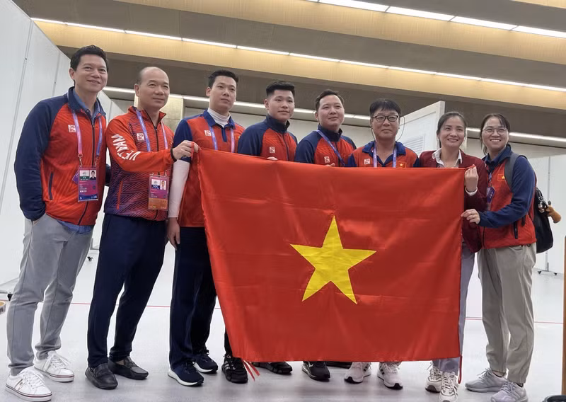 El 25 de septiembre, la delegación de Vietnam ganó la primera medalla de plata. (Fotografía: VNA)