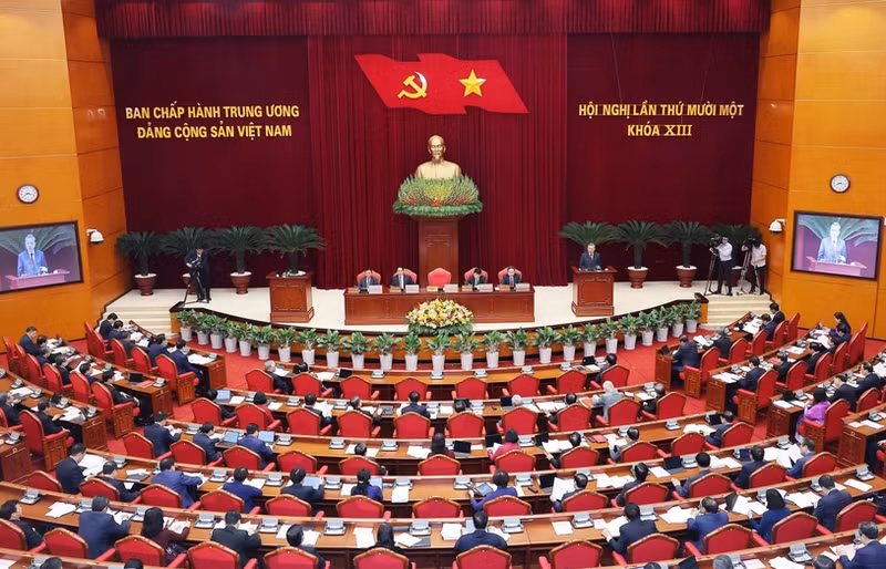 En una reunión del undécimo pleno del Comité Central del Partido Comunista de Vietnam del XIII mandato. (Fotografía: VNA)
