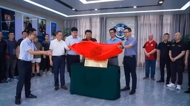 En la inauguración de la Academia Internacional de Billar en Yushan. (Fotografía: VNA)