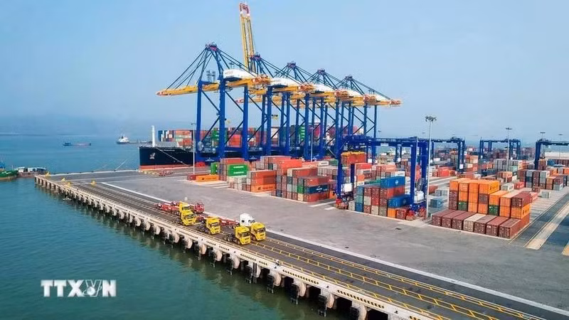 El puerto de Lach Huyen, en la ciudad vietnamita de Hai Phong. (Fotografía: VNA)