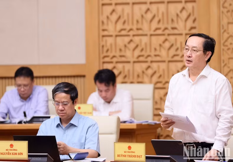 El ministro de Ciencia y Tecnología, Huynh Thanh Dat.