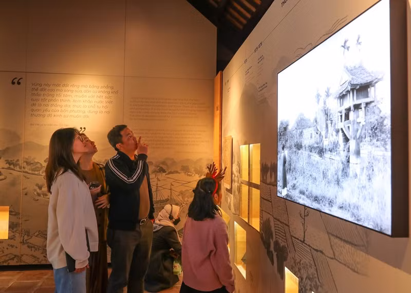 El espacio digital de Van Mieu-Quoc Tu Giam ofrece a los visitantes muchas experiencias nuevas.