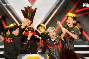 Miembros de equipo Secret WAG celebran el título de campeón. (Foto: Comité Organizador)