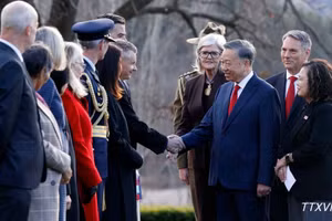 [Foto] Ceremonia de bienvenida al máximo dirigente de Vietnam en visita de Estado a Australia