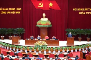 Vista de la sesión inaugural del segundo pleno del Comité Central del Partido Comunista de Vietnam del XIV mandato (Foto: Nhan Dan)