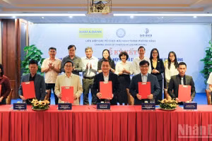 En la ceremonia. (Foto: Nhan Dan)