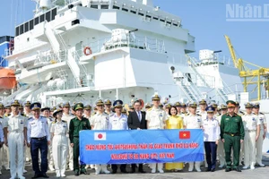 En la ceremonia de bienvenida al buque patrullero Akitsushima de la Guardia Costera de Japón. (Foto: Nhan Dan)
